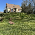 Pavillon individuel avec 3 chambres, piscine et chalet en bois à Bourgtheroulde