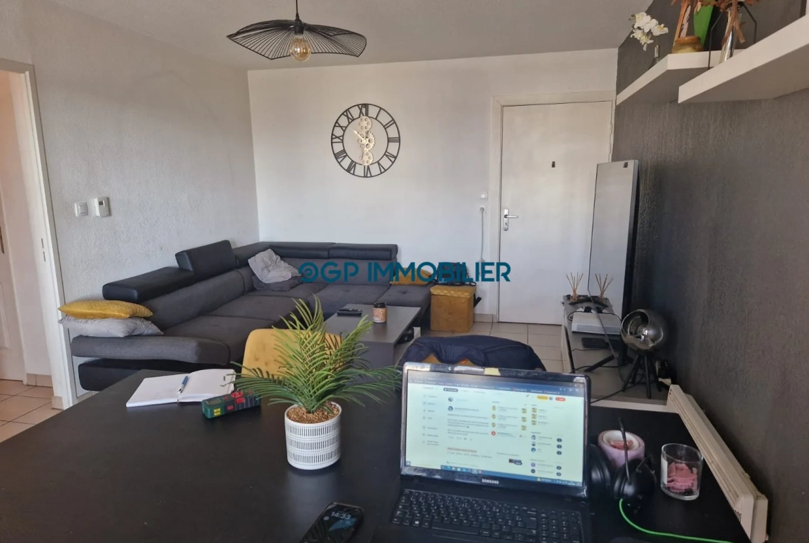 Achat Appartement T3 à Toulouse avec terrasse, parking et proximité commodités 