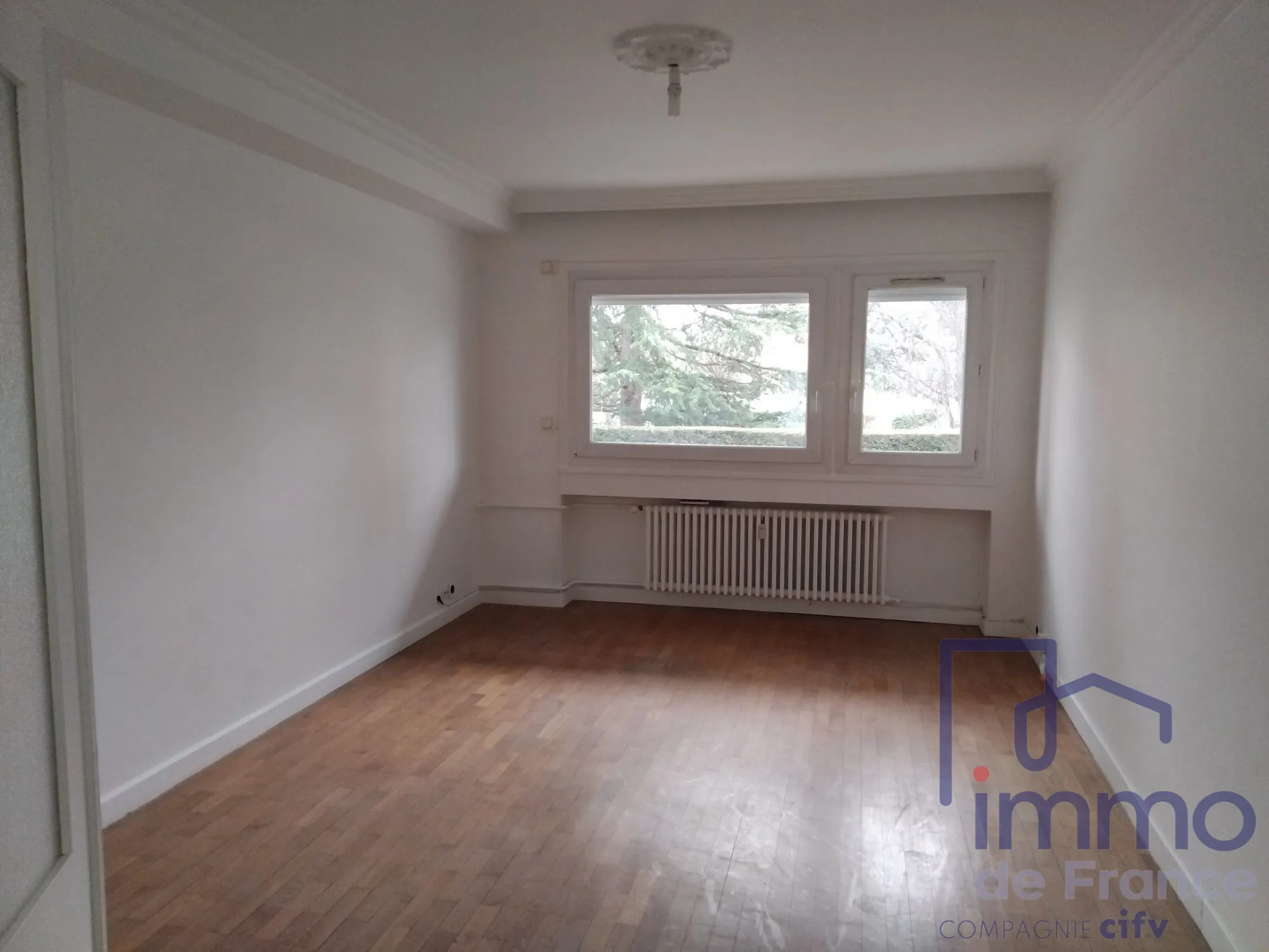 Appartement T3 de 66 m² à Saint-Étienne, secteur La Terrasse 