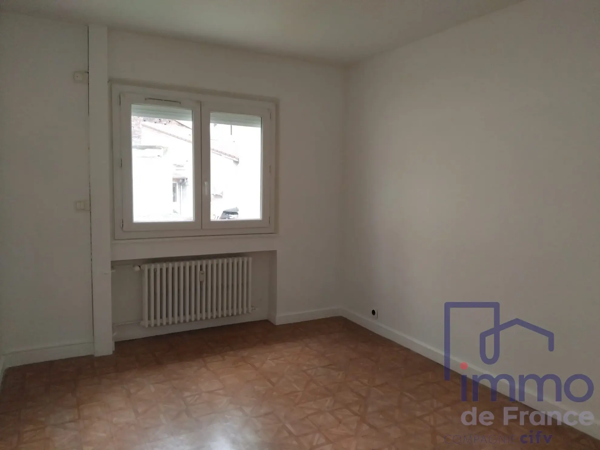Appartement T3 de 66 m² à Saint-Étienne, secteur La Terrasse 