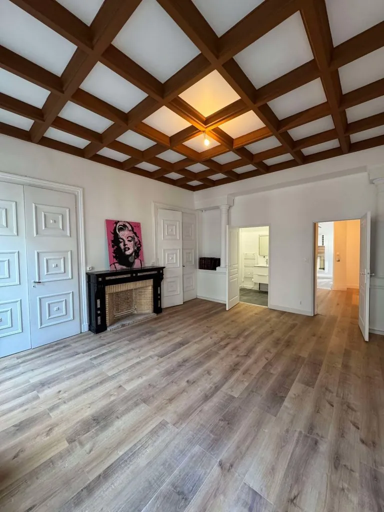Vente d'un appartement T3 de 100 m² en hypercentre de Saint-Étienne 