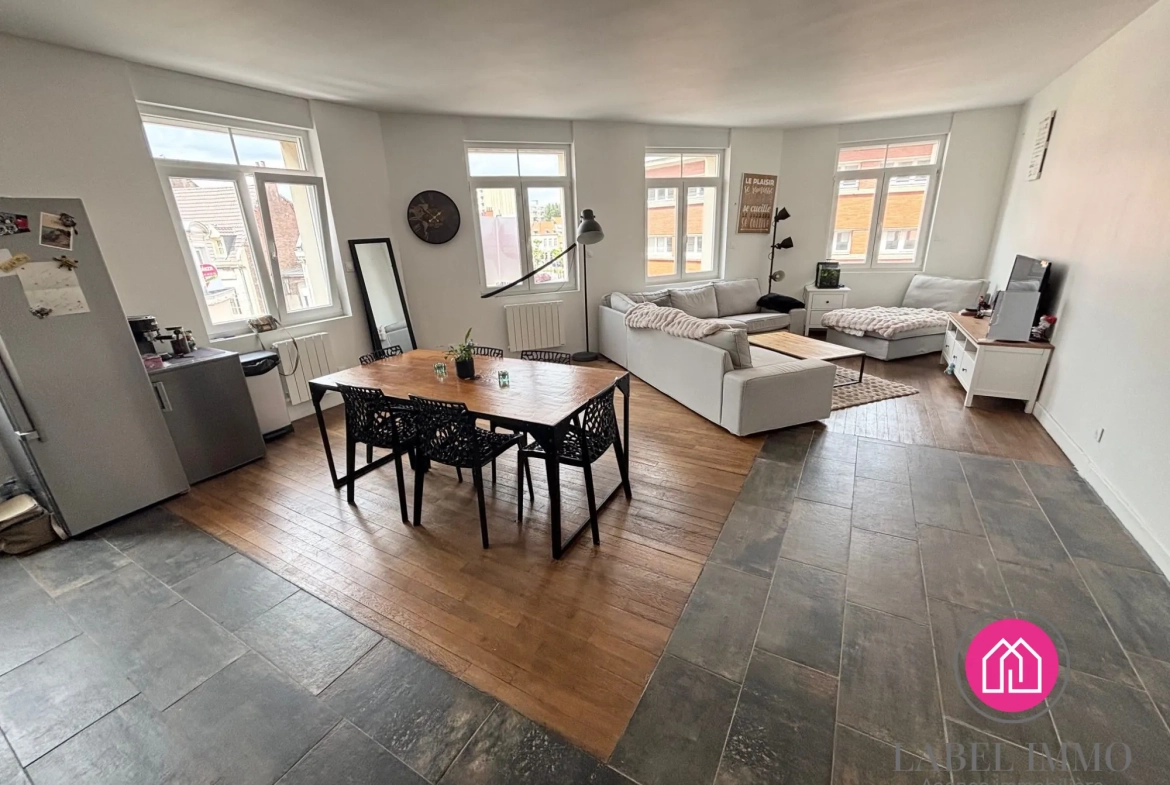 Appartement F2 en hyper centre-ville de Valenciennes de 70m² pour vente 