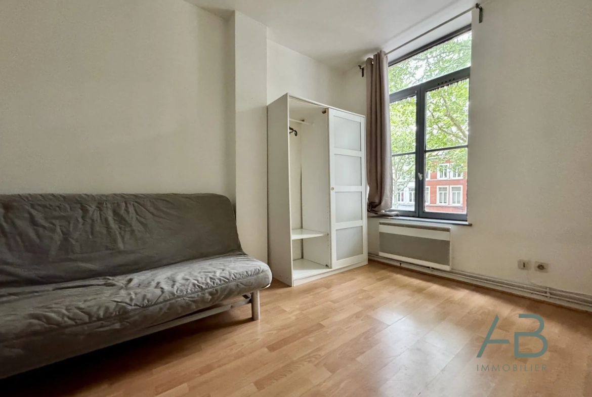 Charmant T3 triplex à Lille Victor Hugo – Investissement ou premier achat à saisir 