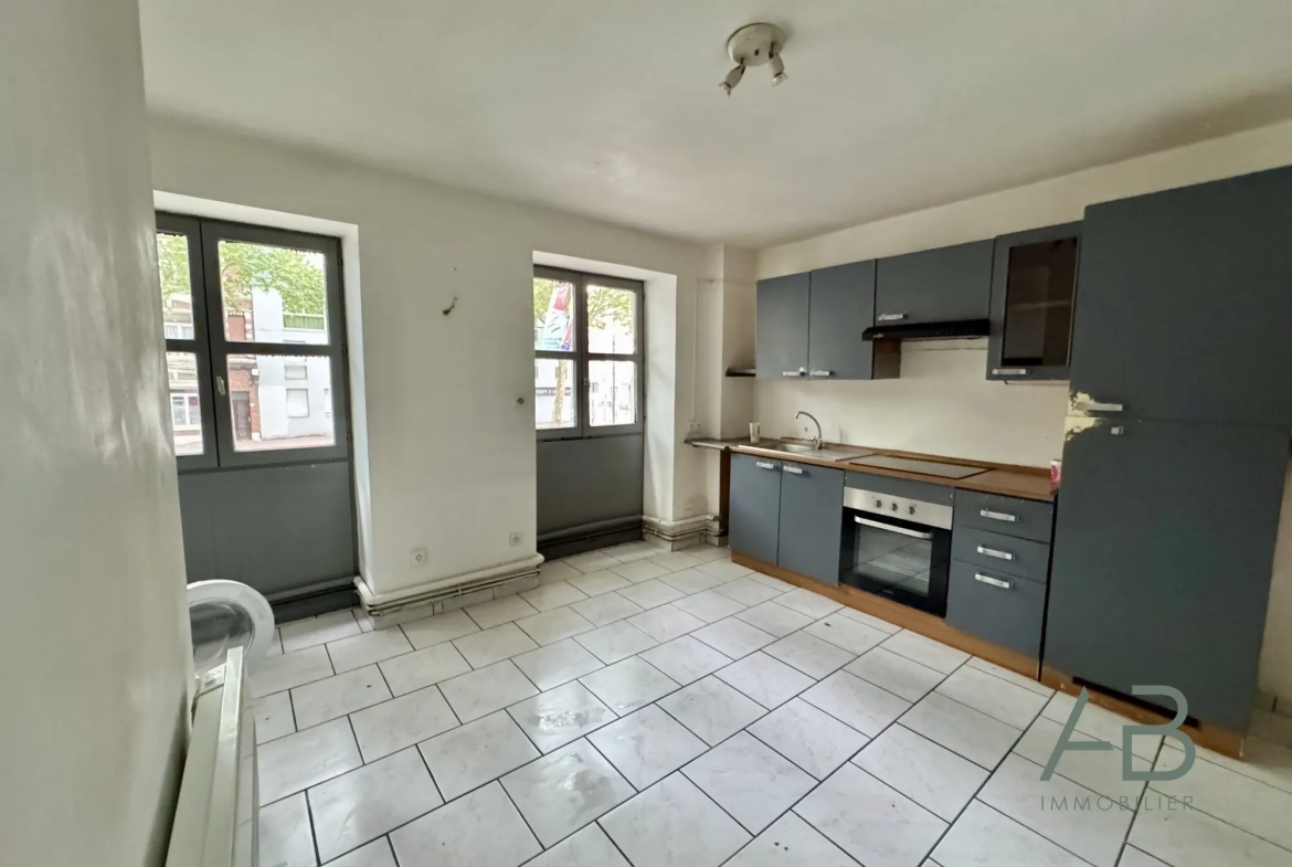 Charmant T3 triplex à Lille Victor Hugo – Investissement ou premier achat à saisir 