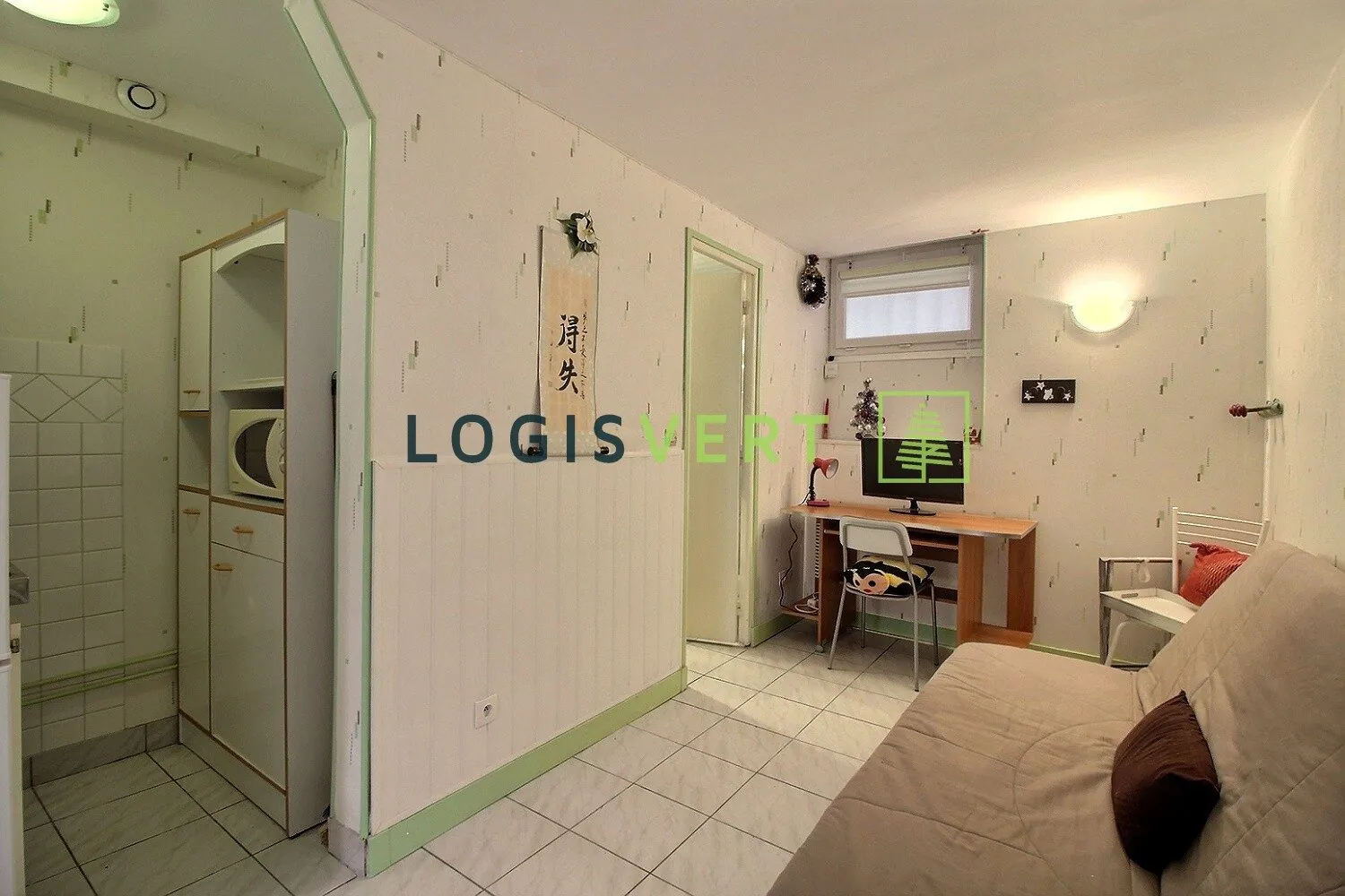 Studio à vendre à Palaiseau, idéal investissement locatif, 14 m², proche gare Lozère 