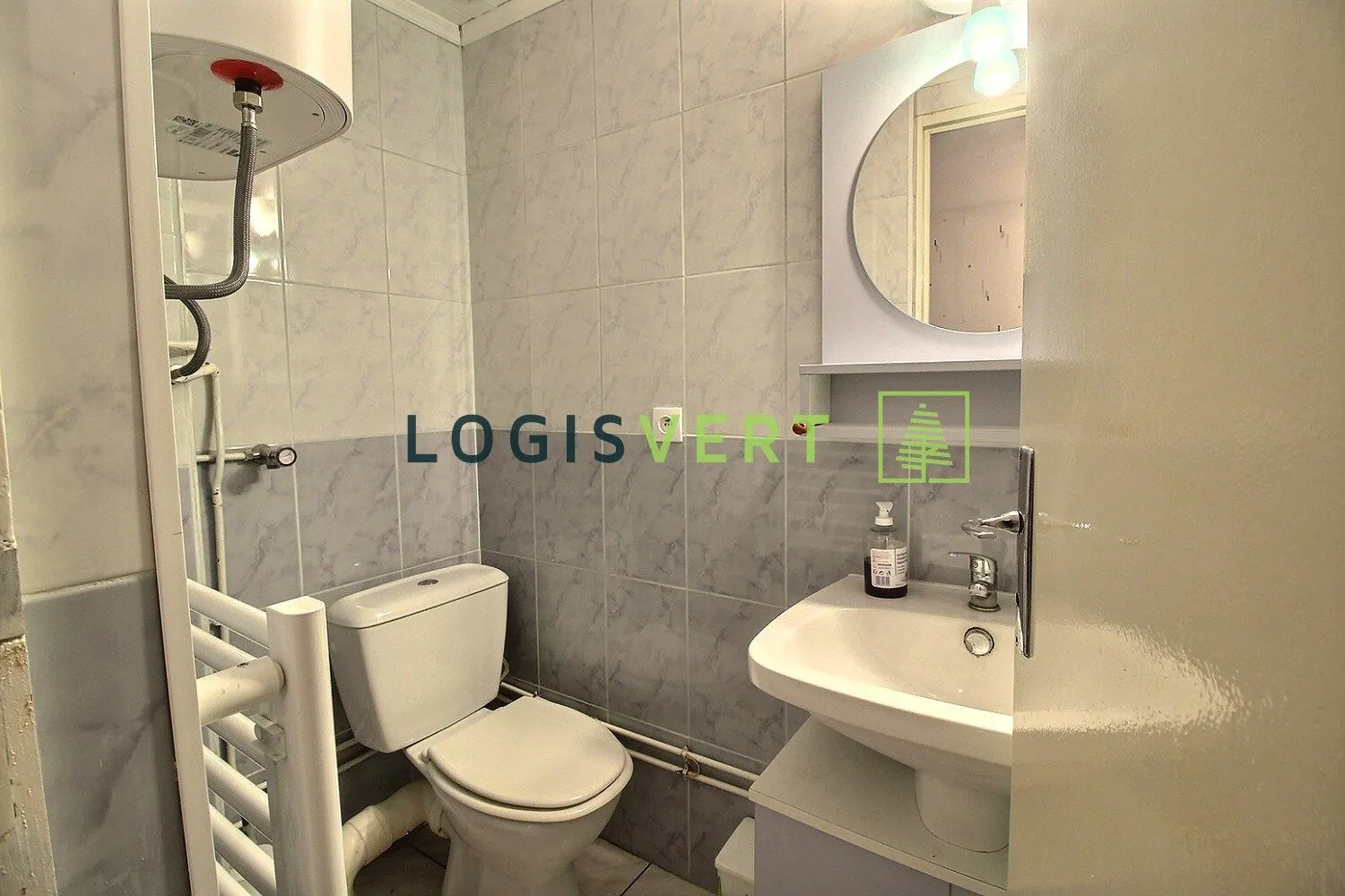 Studio à vendre à Palaiseau, idéal investissement locatif, 14 m², proche gare Lozère 