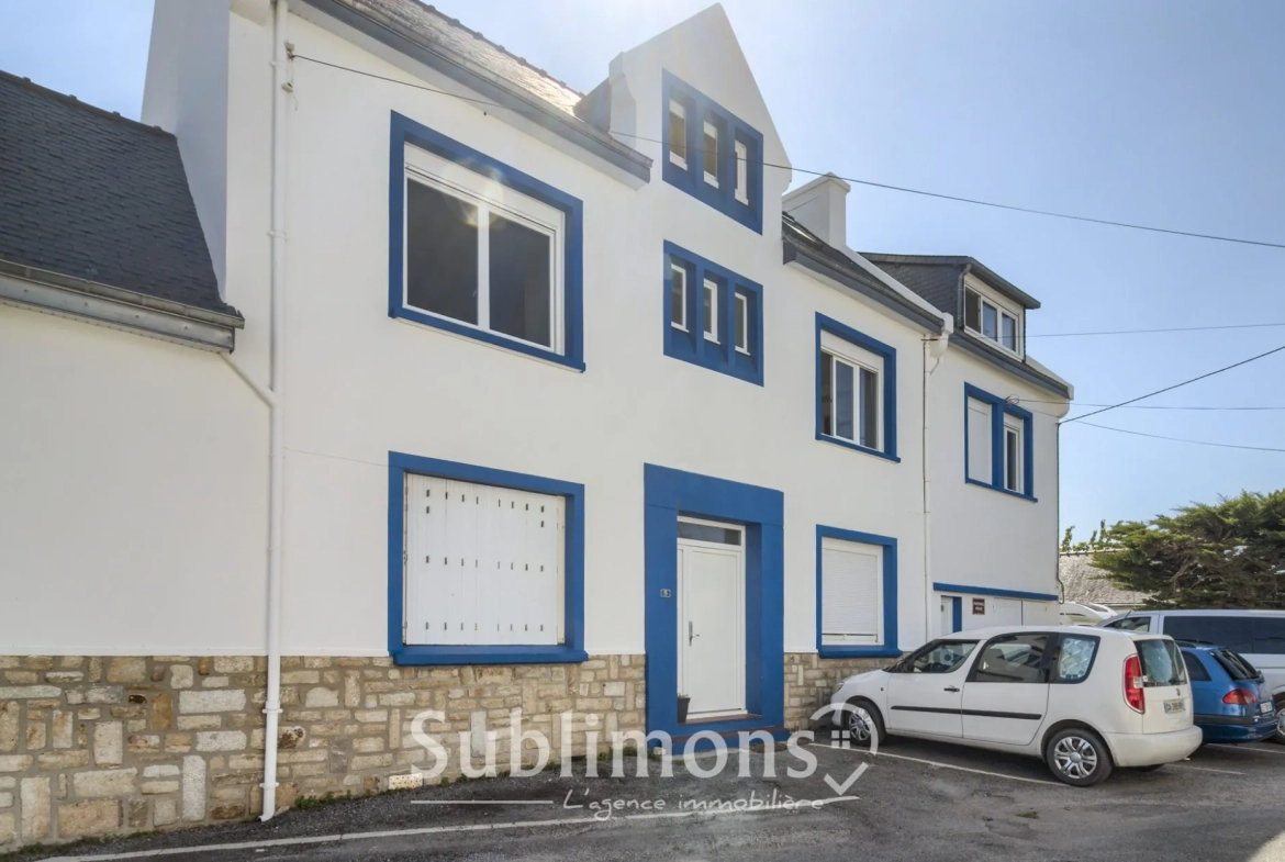 Studio rénové à vendre à Belz avec vue sur le Pont-Lorois, parking et cave 