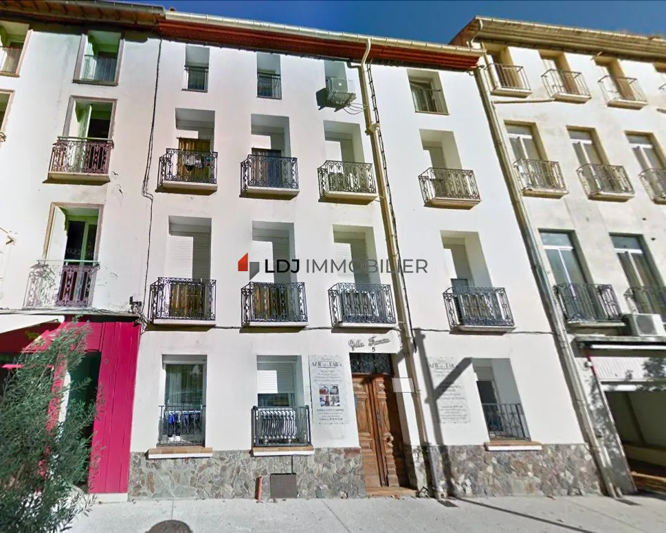 Studio avec terrasse et secteur recherché à Amélie-les-Bains-Palalda 