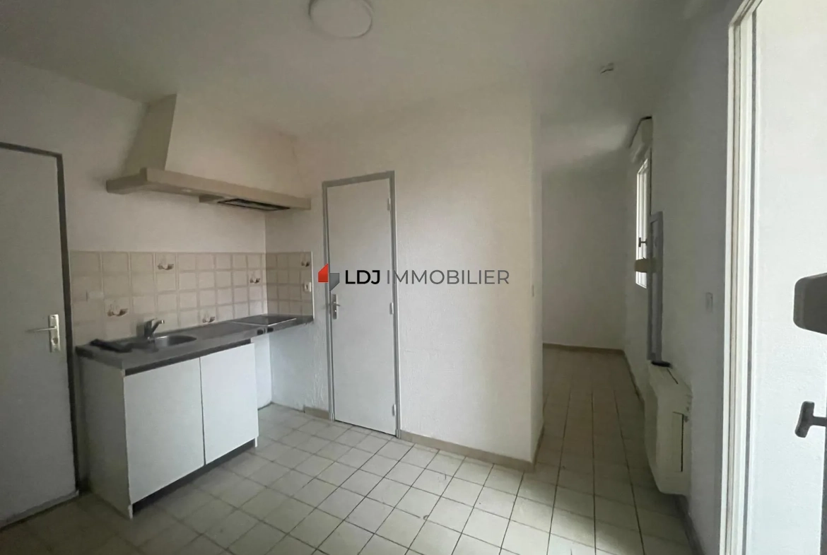 Studio avec terrasse et secteur recherché à Amélie-les-Bains-Palalda 