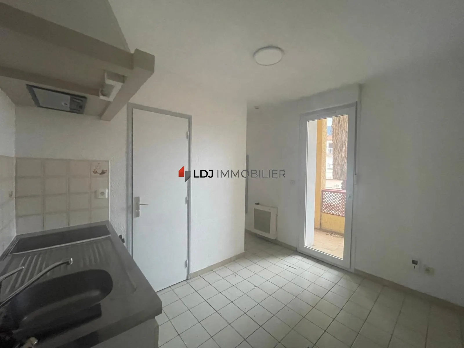 Studio avec terrasse et secteur recherché à Amélie-les-Bains-Palalda 