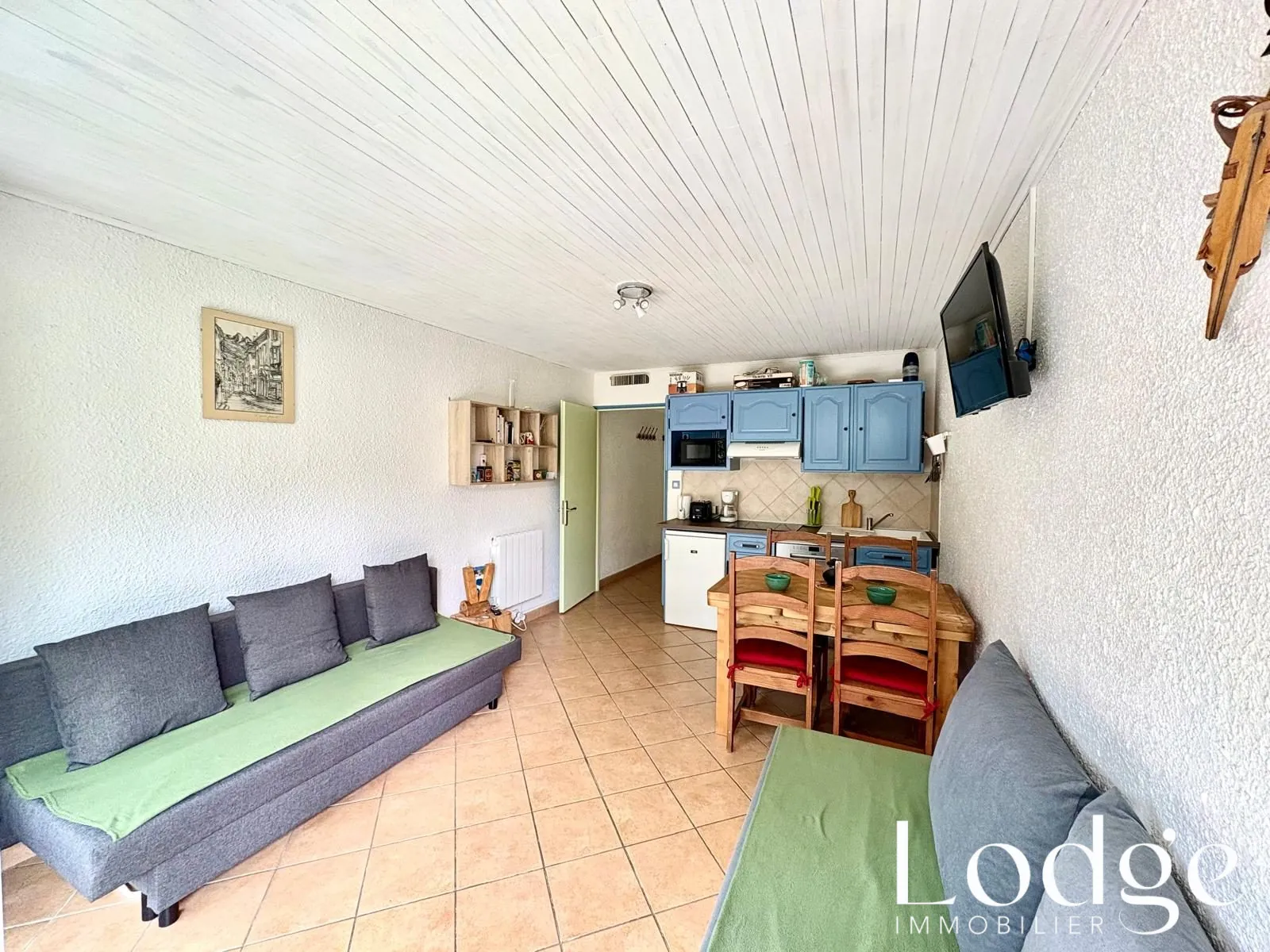 Appartement T2 avec terrasse à Serre-Chevalier 1400, proche des pistes 