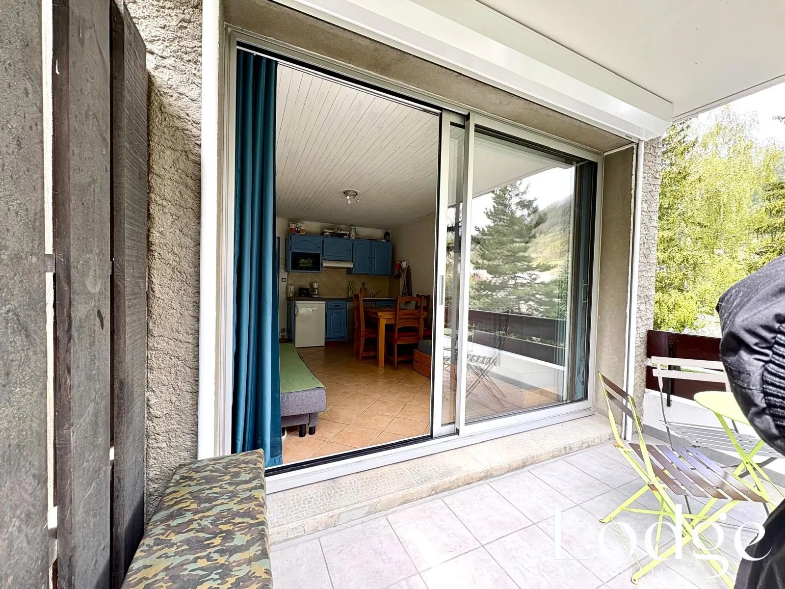 Appartement T2 avec terrasse à Serre-Chevalier 1400, proche des pistes 