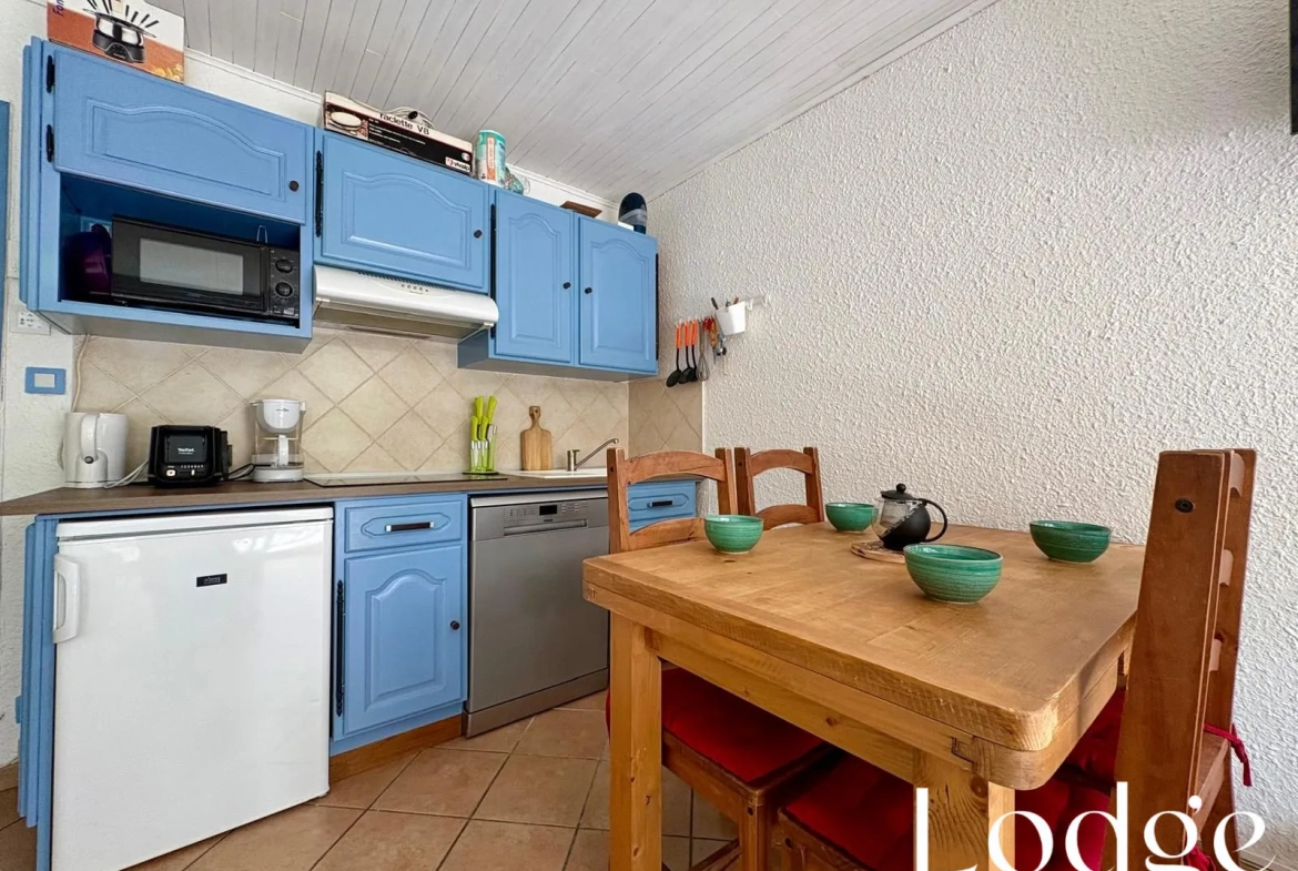 Appartement T2 avec terrasse à Serre-Chevalier 1400, proche des pistes 