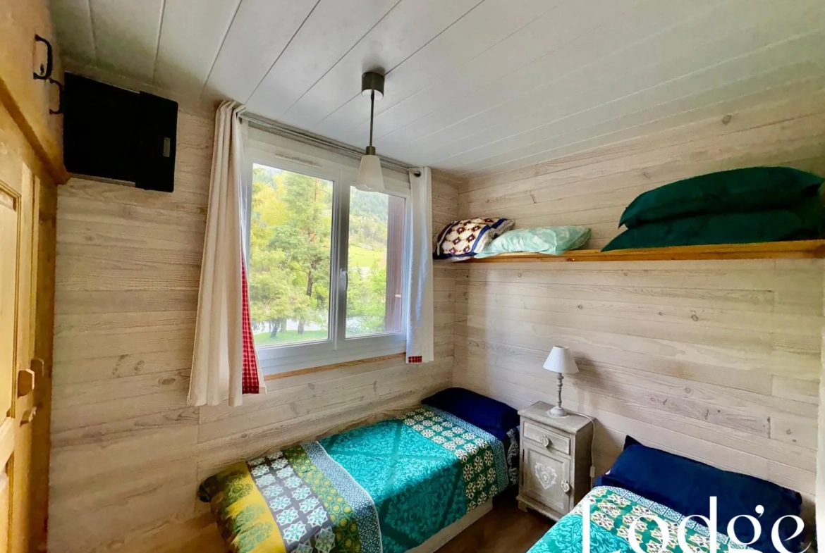 Appartement T2 avec terrasse à Serre-Chevalier 1400, proche des pistes 