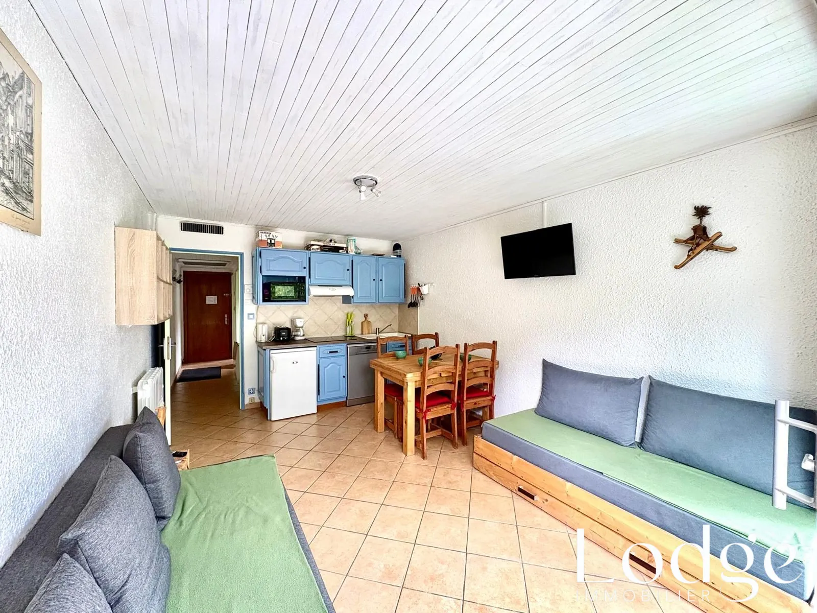 Appartement T2 avec terrasse à Serre-Chevalier 1400, proche des pistes 