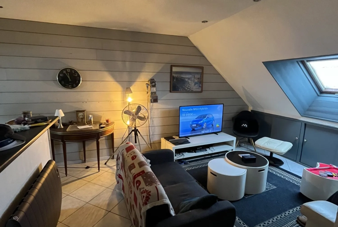 F2-Caen-Séjour À Vendre à Caen : Charmant F2 de 33,37 m² sans travaux 
