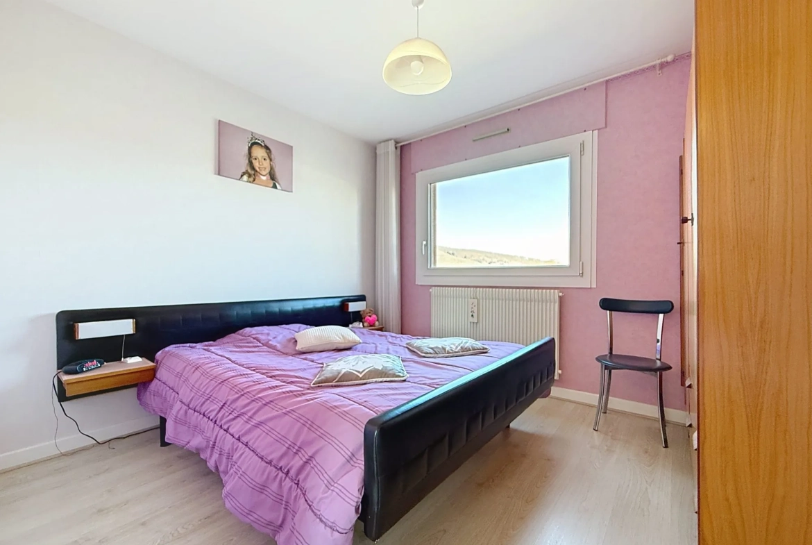 Bel appartement T3 à vendre à Belfort avec balcon et cave 