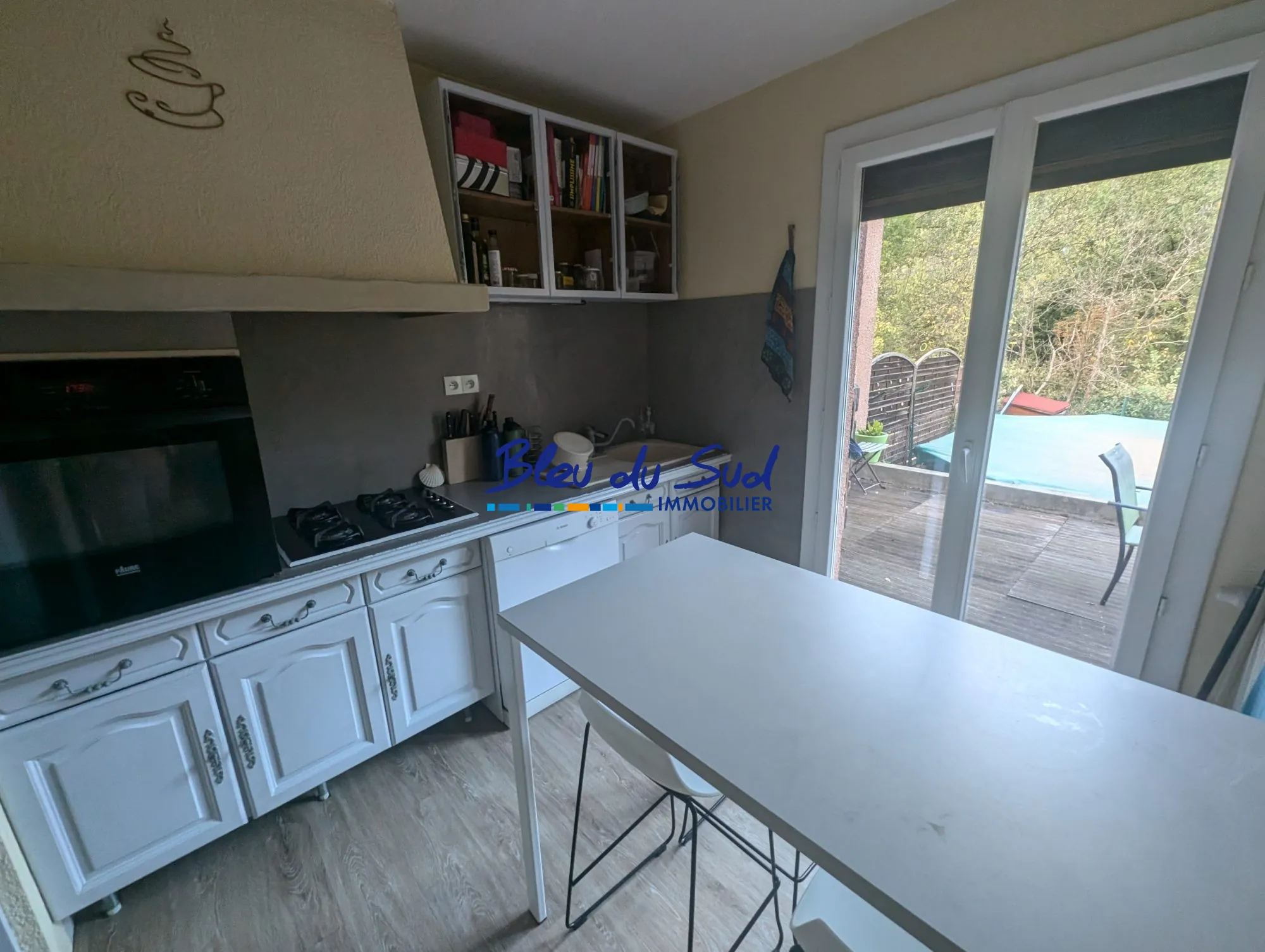 Charmante maison mitoyenne avec jardin, piscine et vue montagne à Vernet-les-Bains 