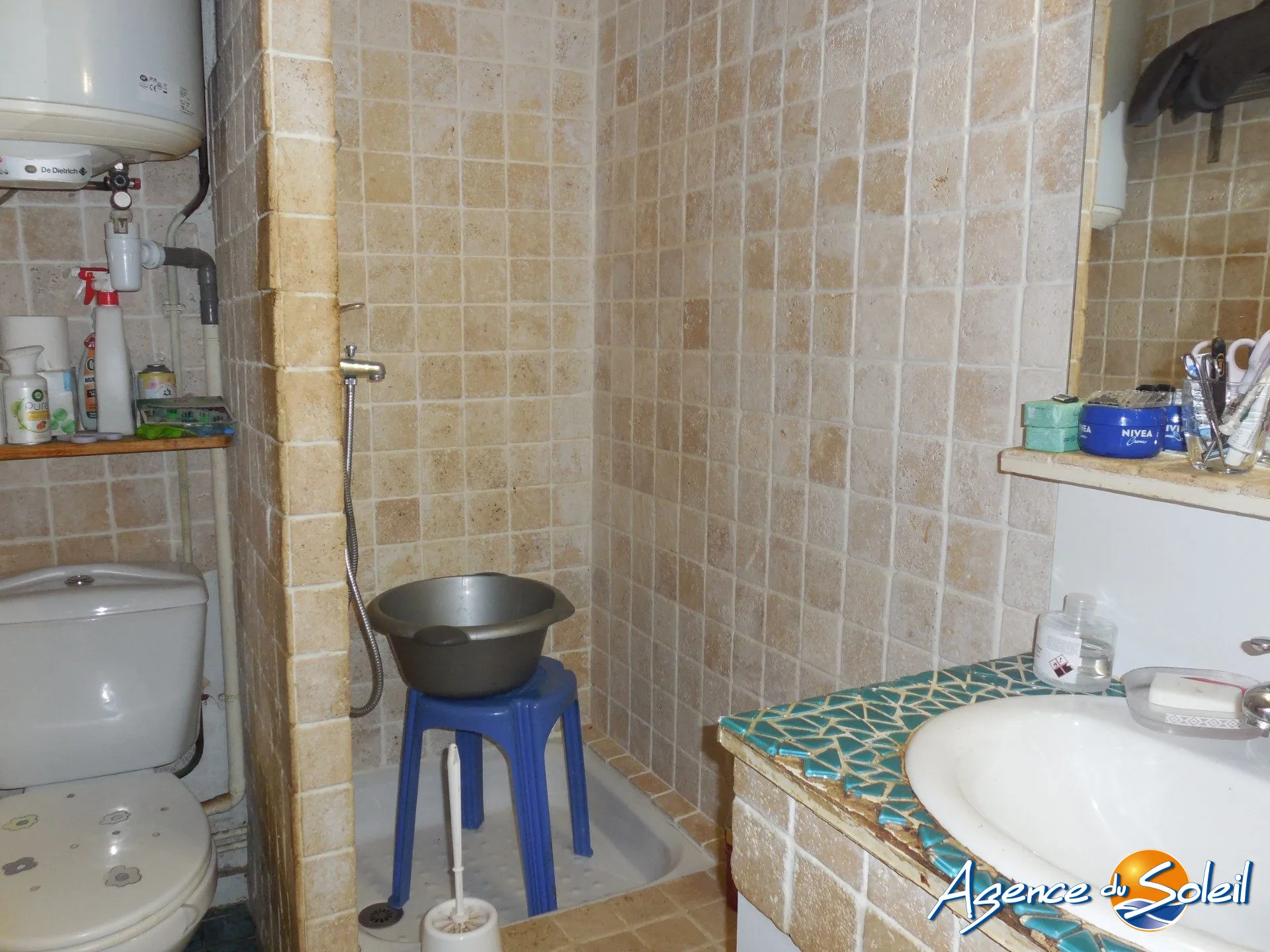 Pavillon sécurisé de 25 m² loué avec cour à Port-la-Nouvelle 