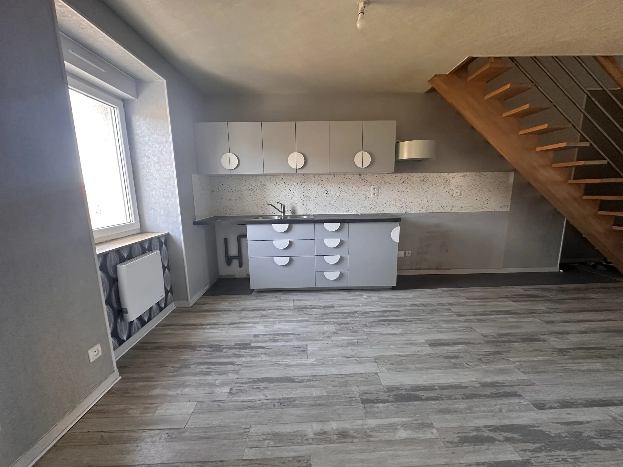 À vendre maison individuelle à Massiac - 109,53 m² avec terrain et annexes 