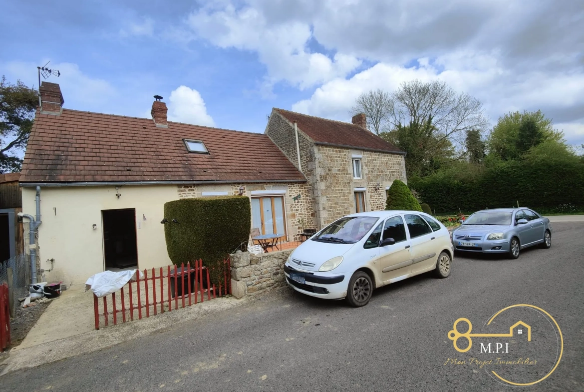 Maison en pierre 3 chambres avec garage et terrain clôturé à Sainte-Marie-la-Robert 