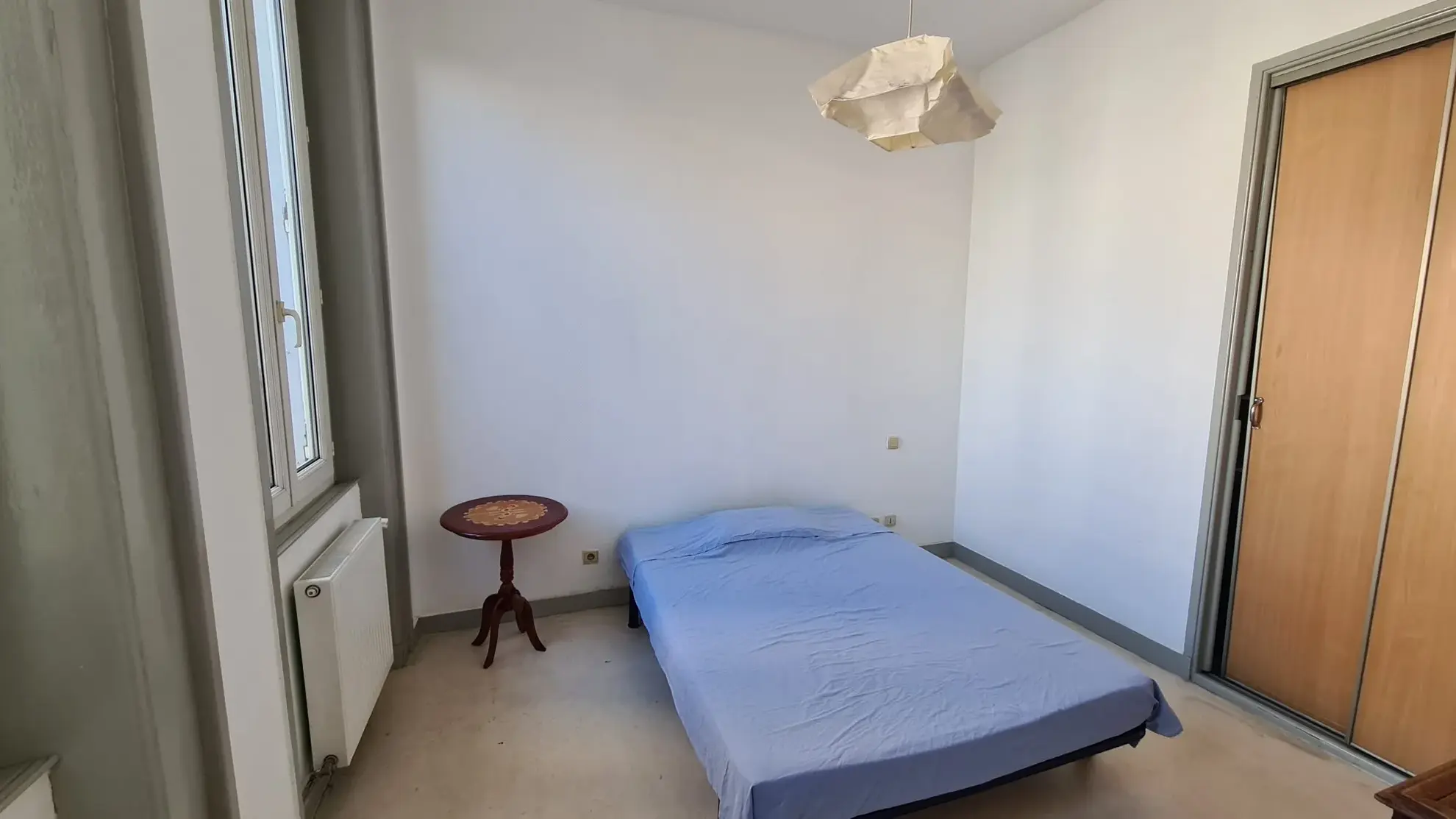 Immeuble de rapport à Saint-Étienne avec local commercial et appartements T2 