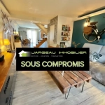 Appartement triplex 2 chambres avec balcon à Saint-Denis-de-l'Hôtel