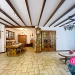 Maison semi-individuelle à Valenciennes avec jardin, 3 chambres, idéal premier achat ou investissement