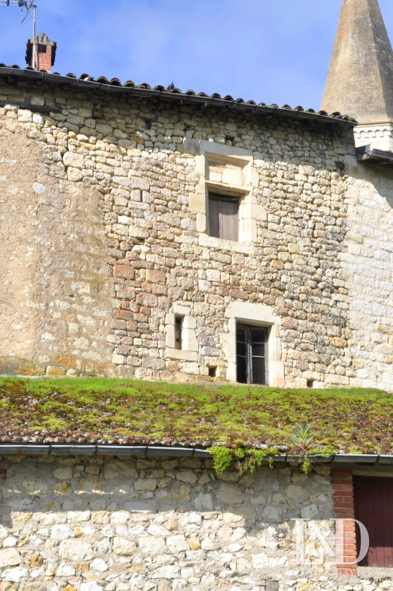 Grande bâtisse médiévale à rénover à Cestayrols, Tarn 