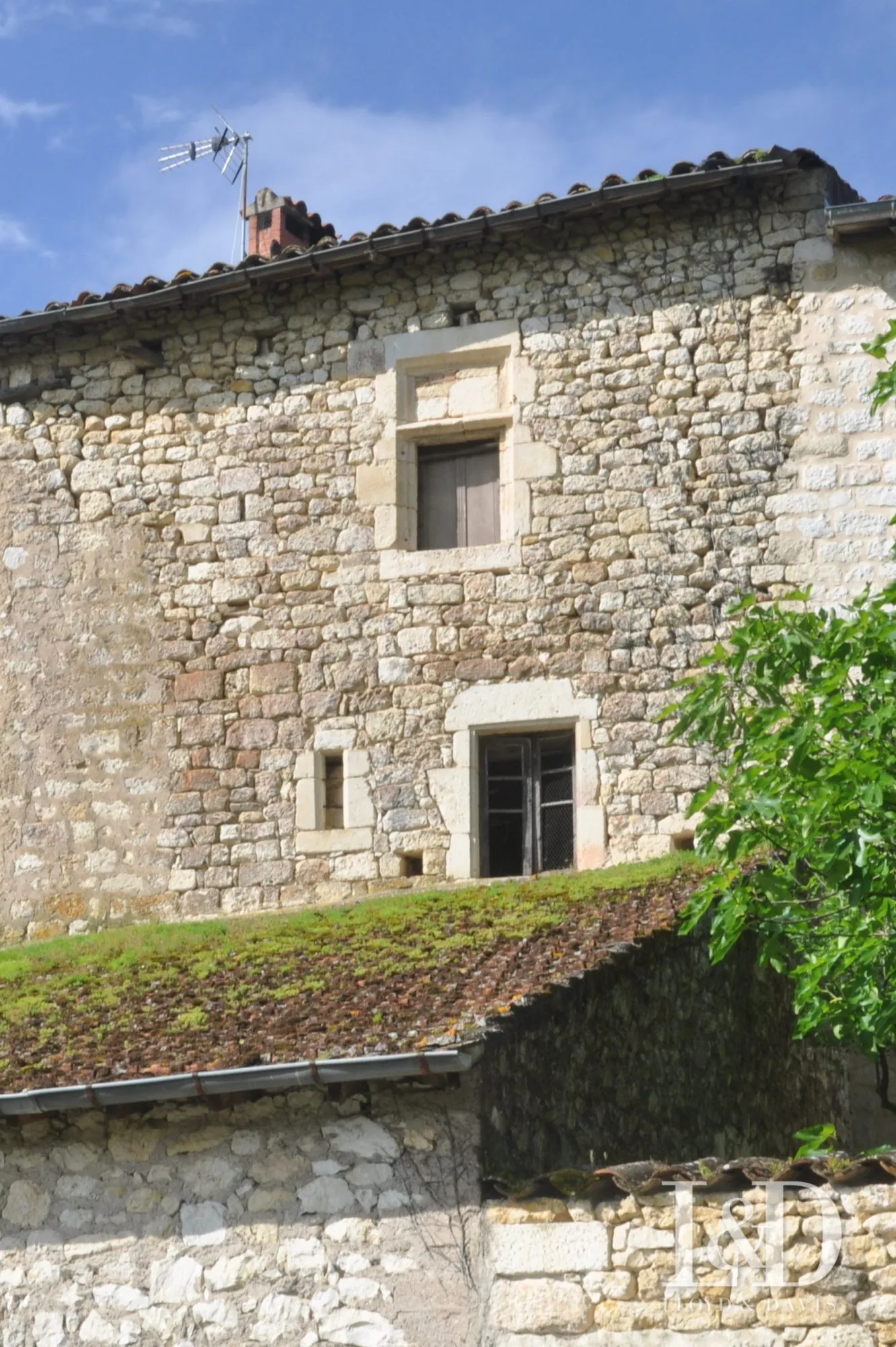 Grande bâtisse médiévale à rénover à Cestayrols, Tarn 
