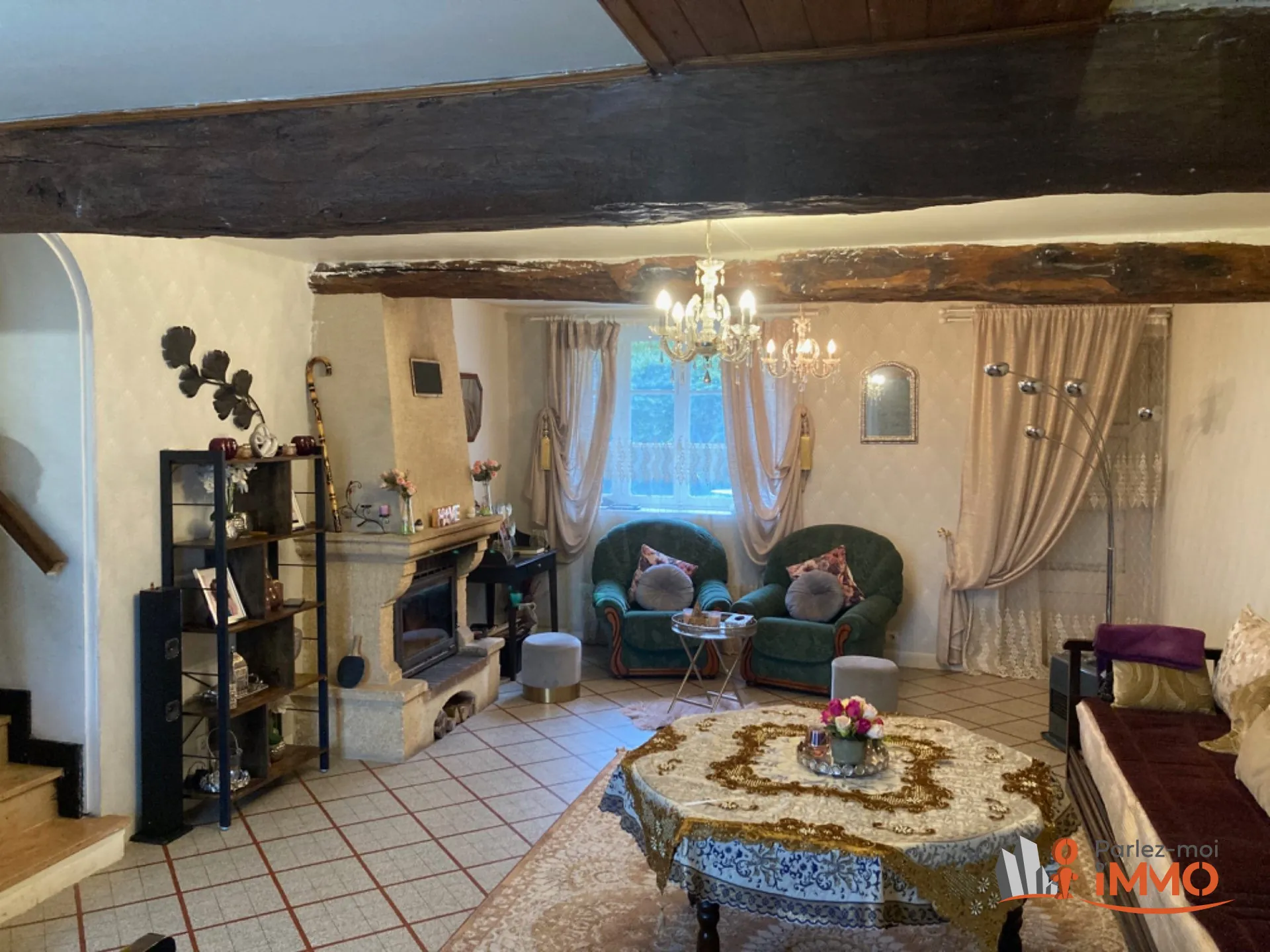 Belle ferme rénovée avec garage et cave à Sougères en Puisaye 