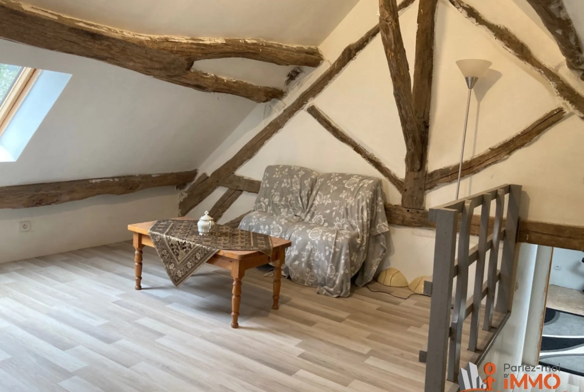 Belle ferme rénovée avec garage et cave à Sougères en Puisaye 
