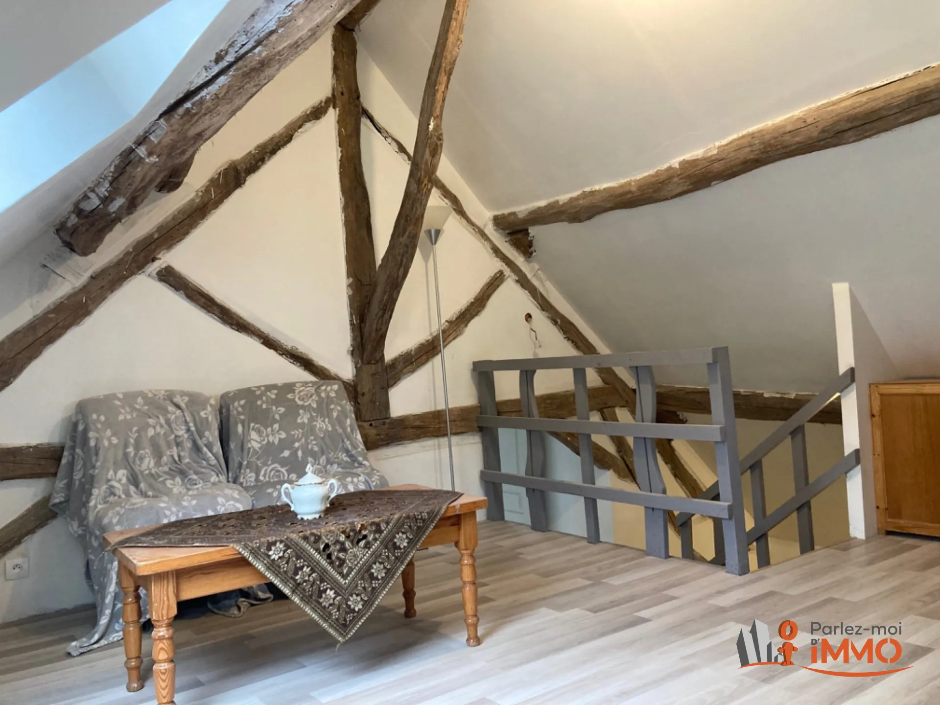 Belle ferme rénovée avec garage et cave à Sougères en Puisaye 