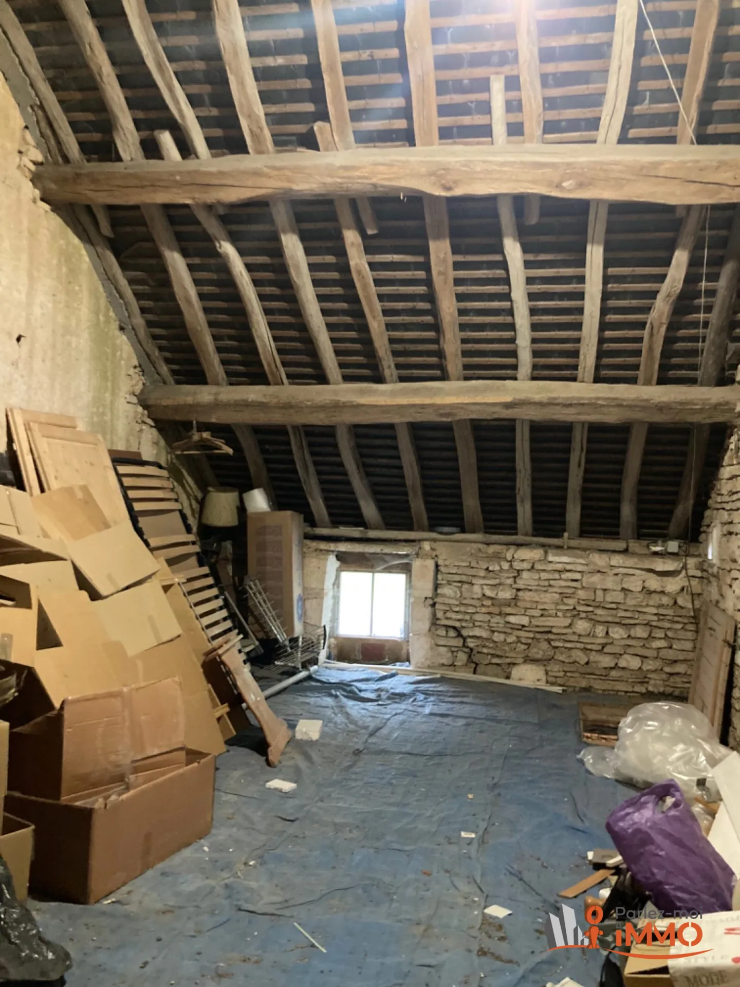 Belle ferme rénovée avec garage et cave à Sougères en Puisaye 