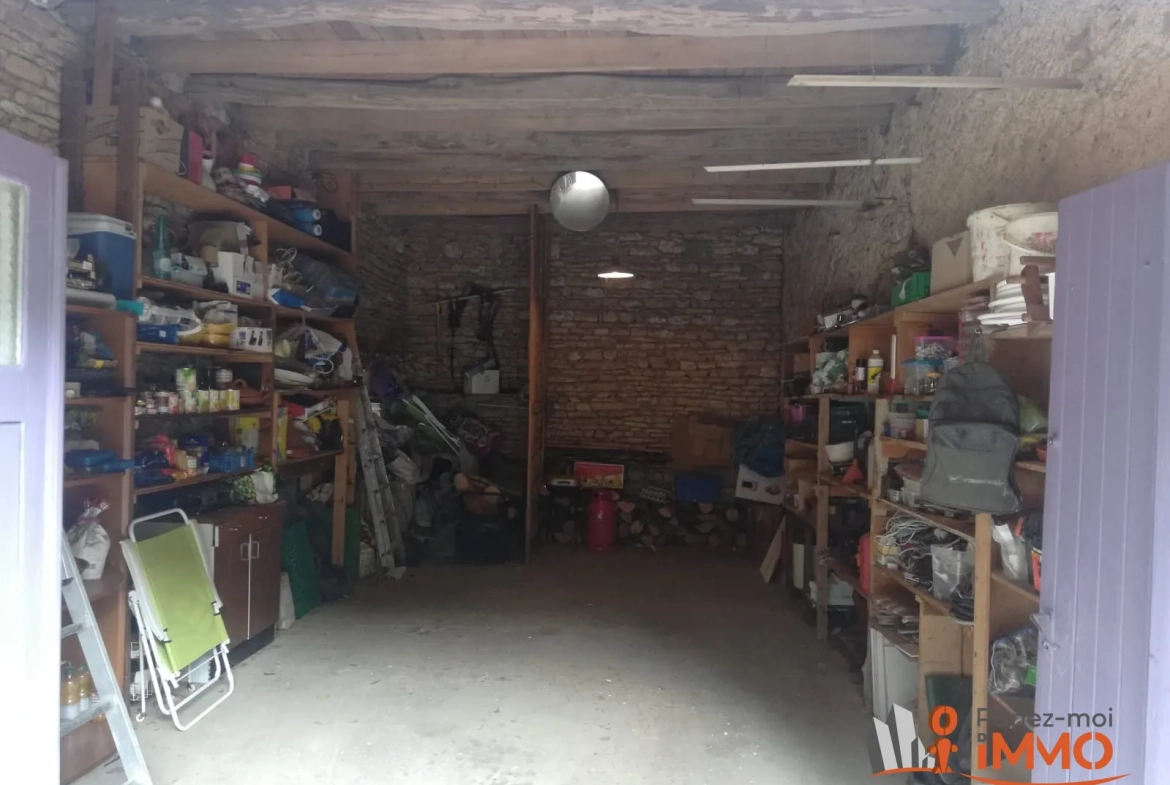 Belle ferme rénovée avec garage et cave à Sougères en Puisaye 