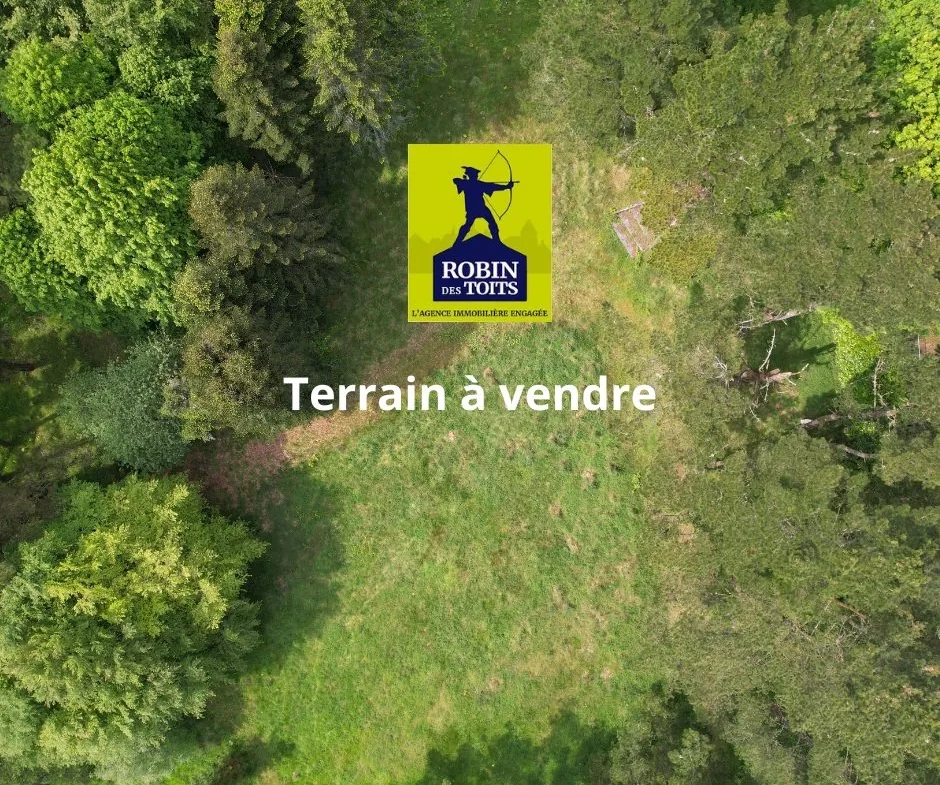Terrain constructible de 1281 m² à Plounéour-Ménez, Finistère 