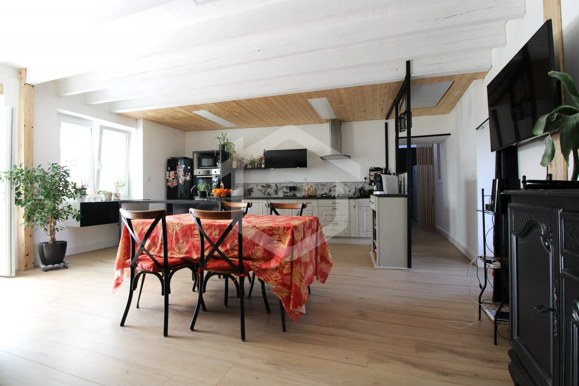 Maison de plain-pied rénovée de 86 m² avec jardin à Guémené-Penfao 
