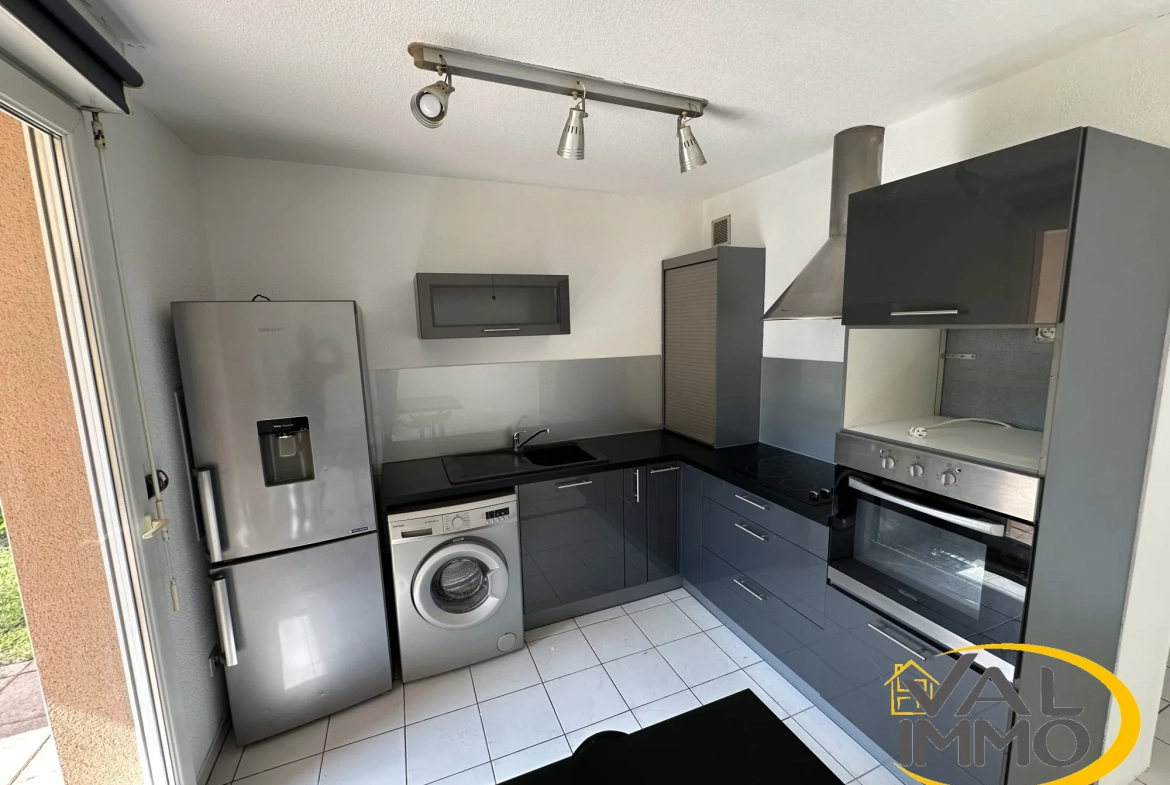 Charmant appartement T2 de 44 m² avec terrasse à Tournefeuille-Lardenne 