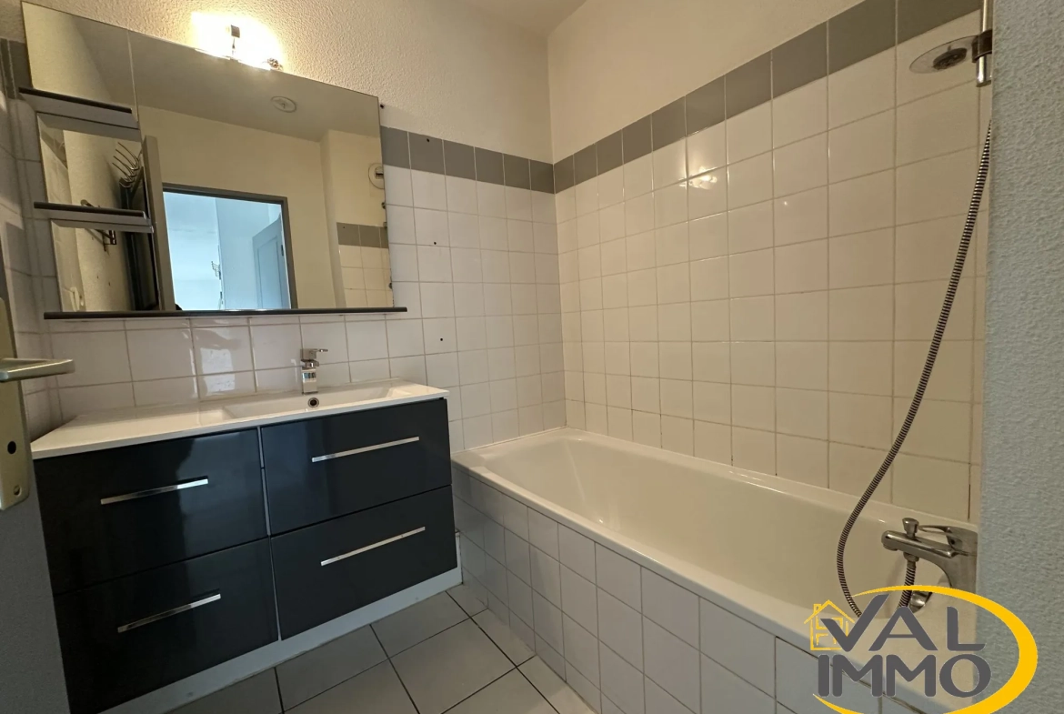 Charmant appartement T2 de 44 m² avec terrasse à Tournefeuille-Lardenne 