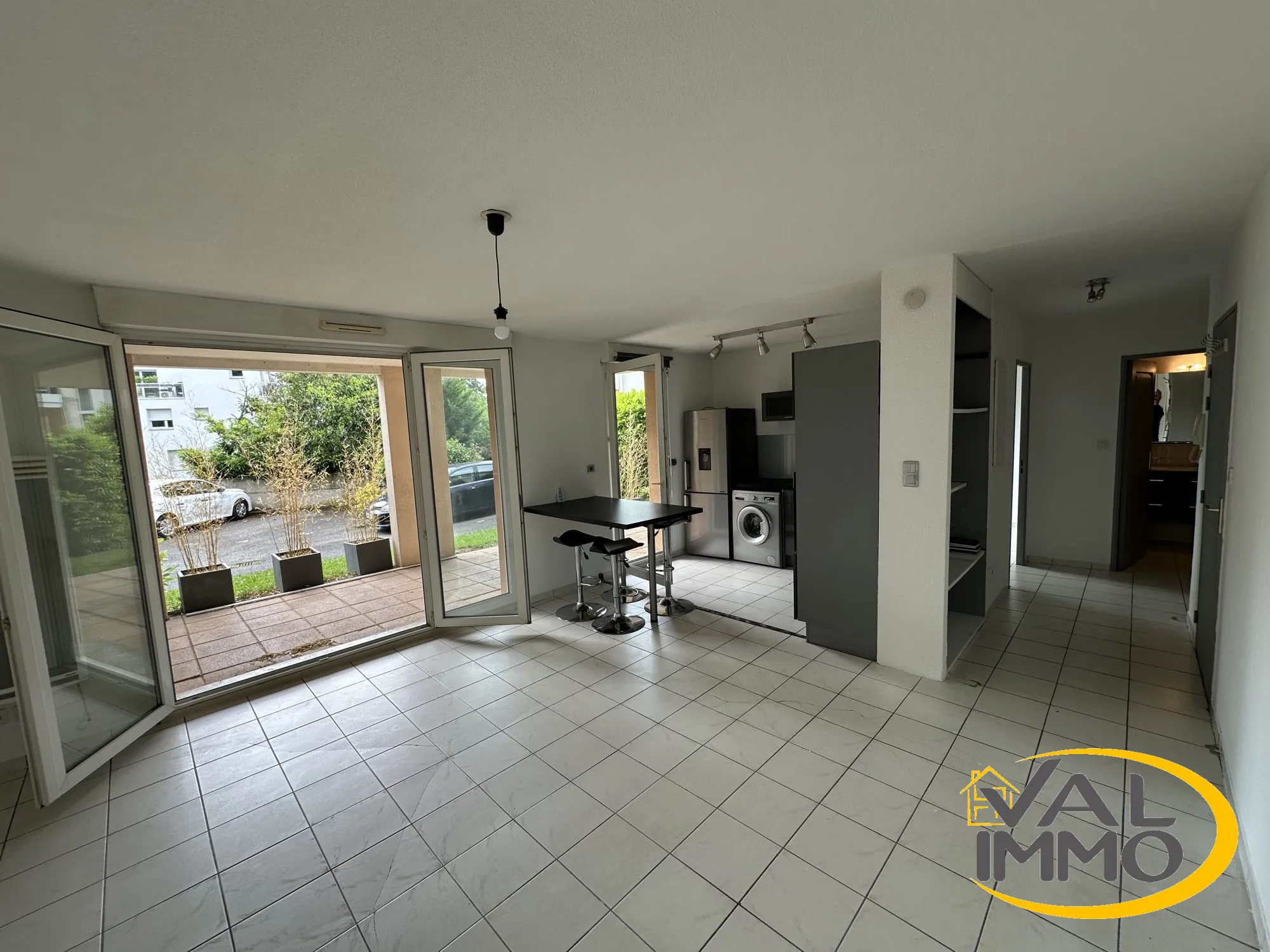 Charmant appartement T2 de 44 m² avec terrasse à Tournefeuille-Lardenne 