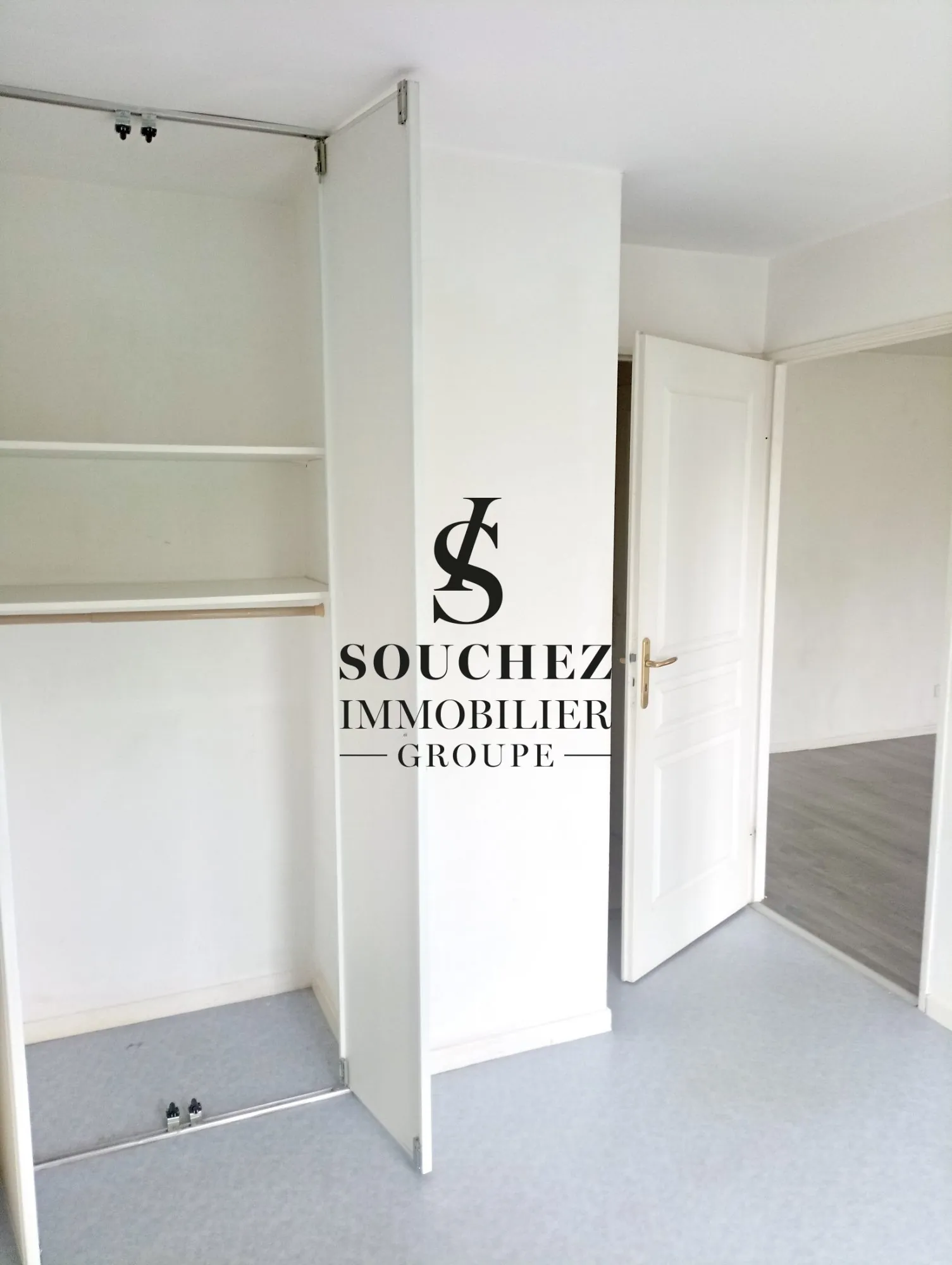 Appartement T2 avec balcon à Lens, résidence sécurisée proche centre-ville 