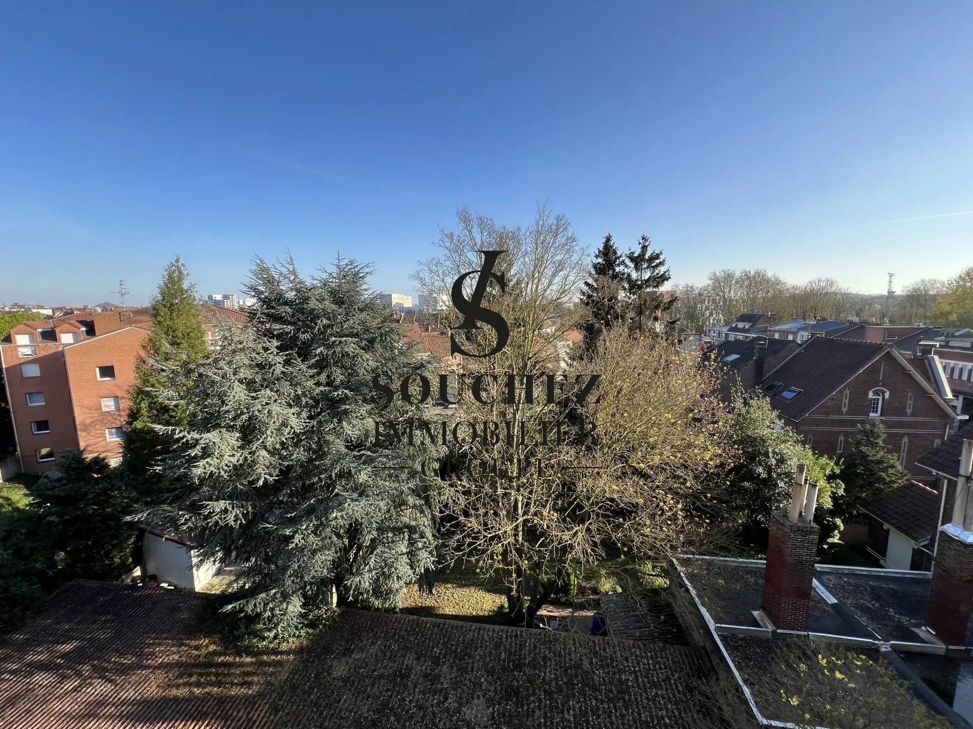 Appartement T2 avec balcon à Lens, résidence sécurisée proche centre-ville 