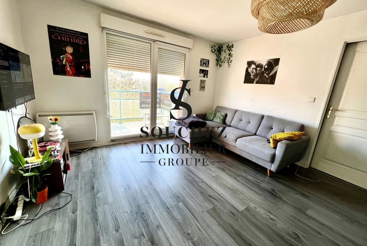 Appartement T2 avec balcon à Lens, résidence sécurisée proche centre-ville 