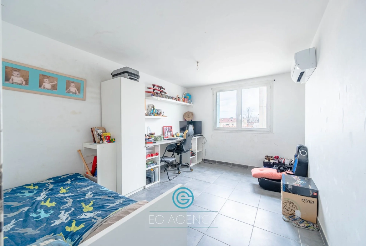 Achat Appartement T4 de 82m² avec Balcon et Loggia à Marseille 