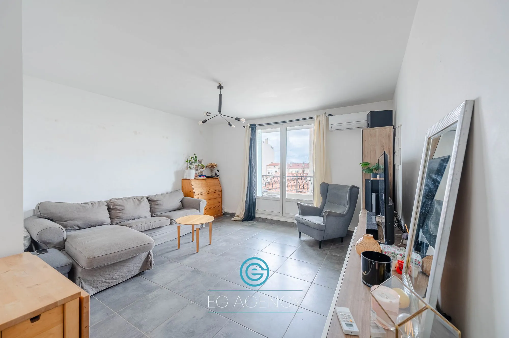 Achat Appartement T4 de 82m² avec Balcon et Loggia à Marseille 