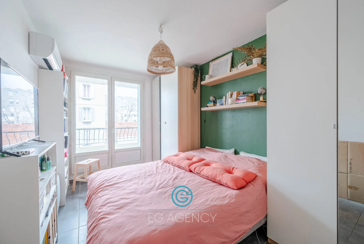 Achat Appartement T4 de 82m² avec Balcon et Loggia à Marseille 