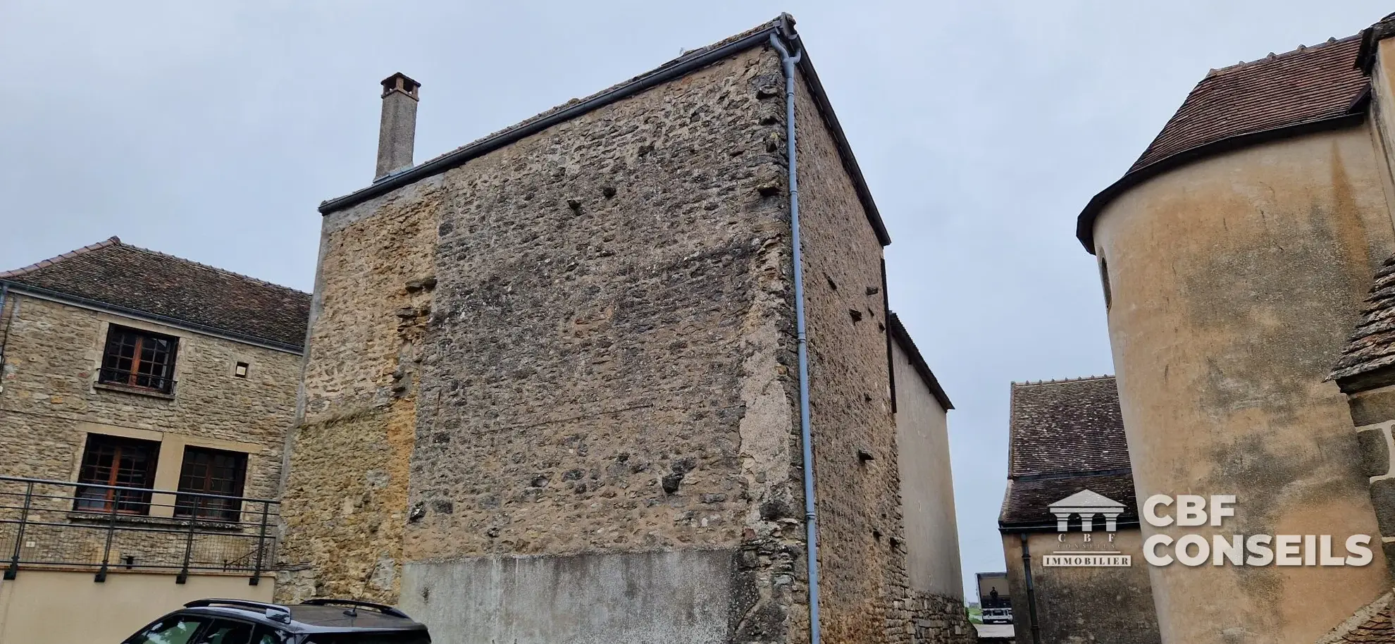 Charmante maison ancienne à Dezize-lès-Maranges avec potentiel touristique 