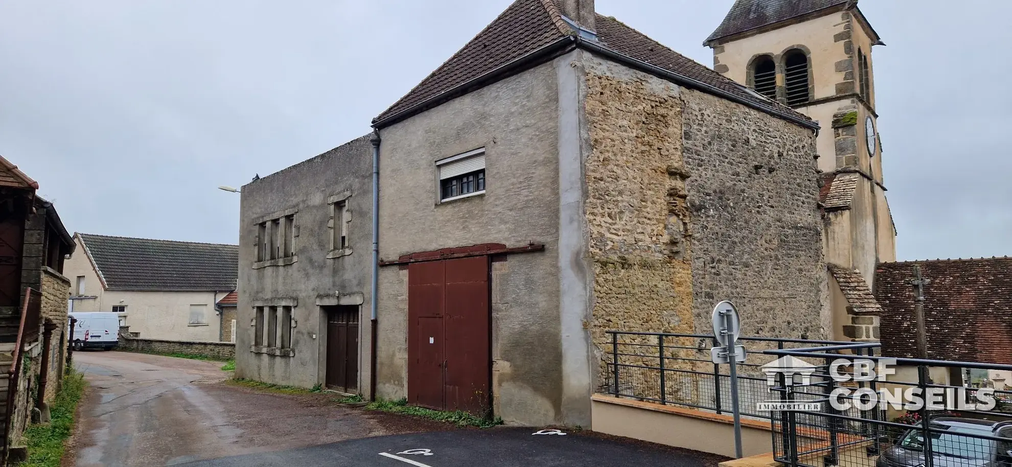 Charmante maison ancienne à Dezize-lès-Maranges avec potentiel touristique 