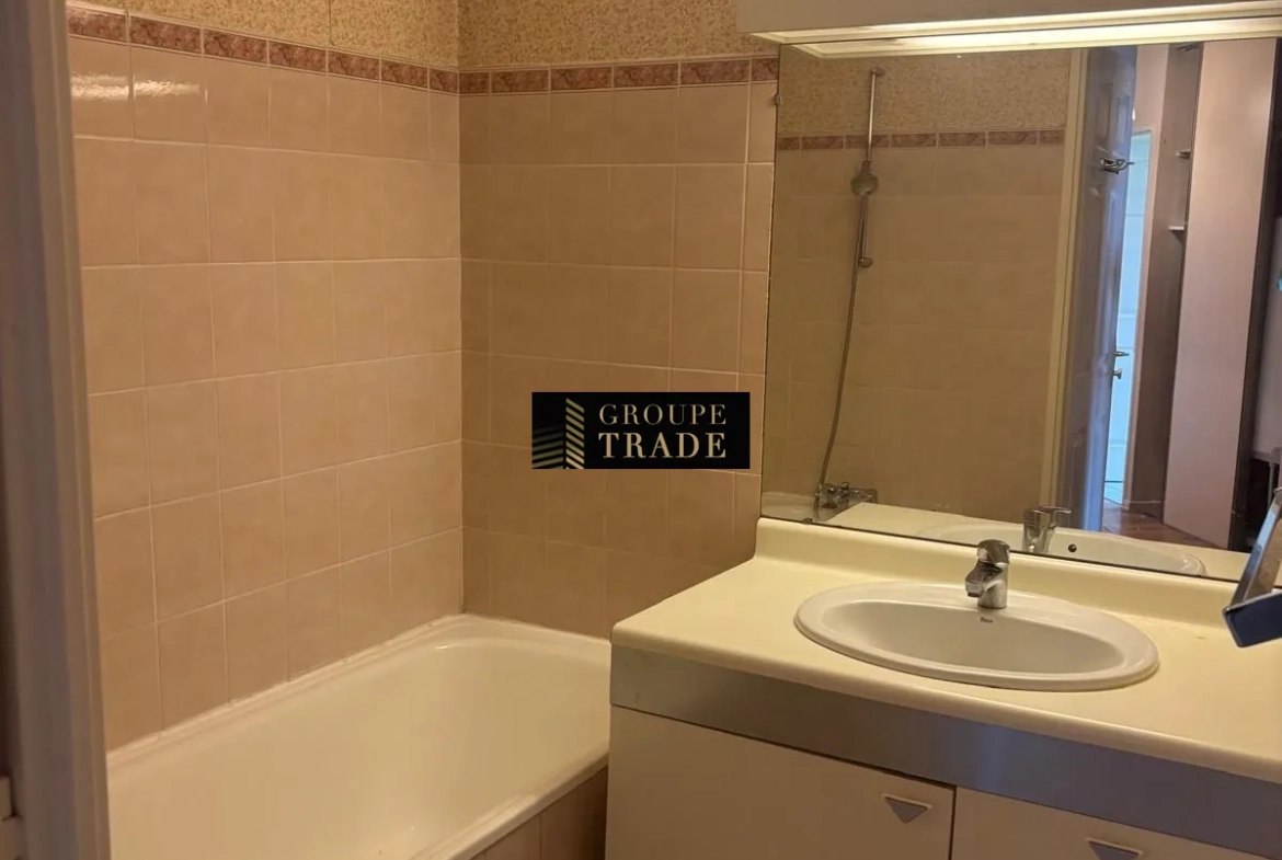 Appartement T2 à vendre à Le Plessis-Trévise – 55m², balcon, proche écoles et commerces 