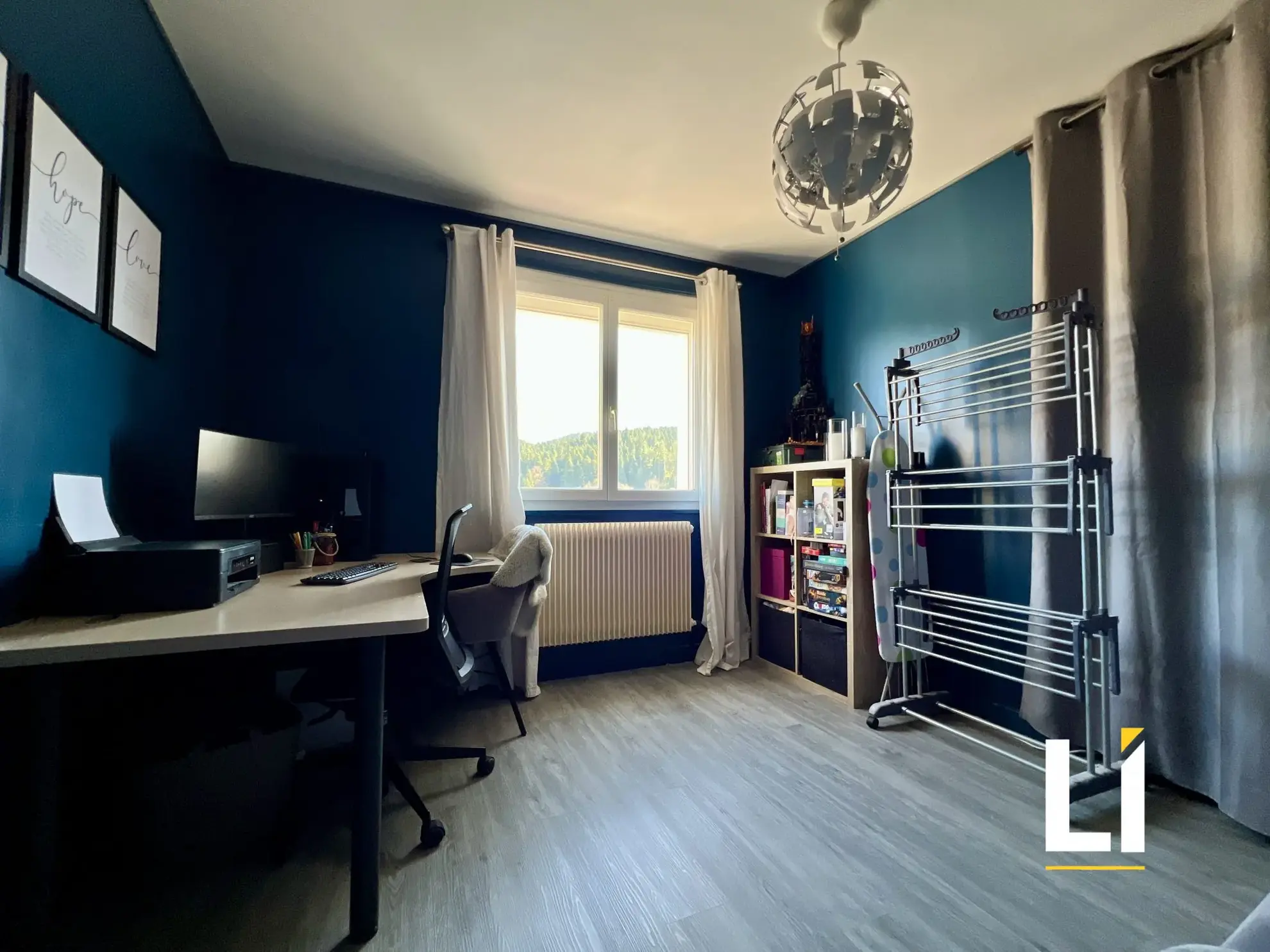Appartement rénové avec balcon, garage et cave à Maîche – 76 m² 
